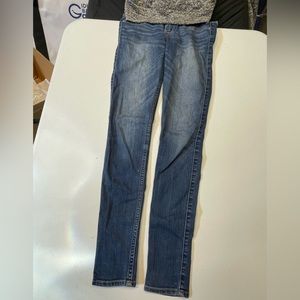 HOLLISTER JEANS 25W and 29L (1R)